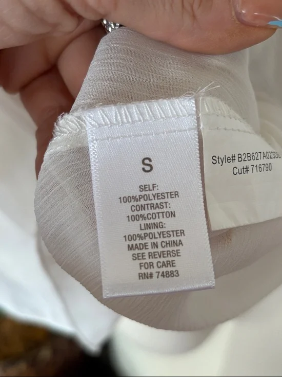 Dress Barn White Crochet Yoke Flutter Sleeve Blouse Open Knit Sheer Flowy Boho - Picture 6 of 12